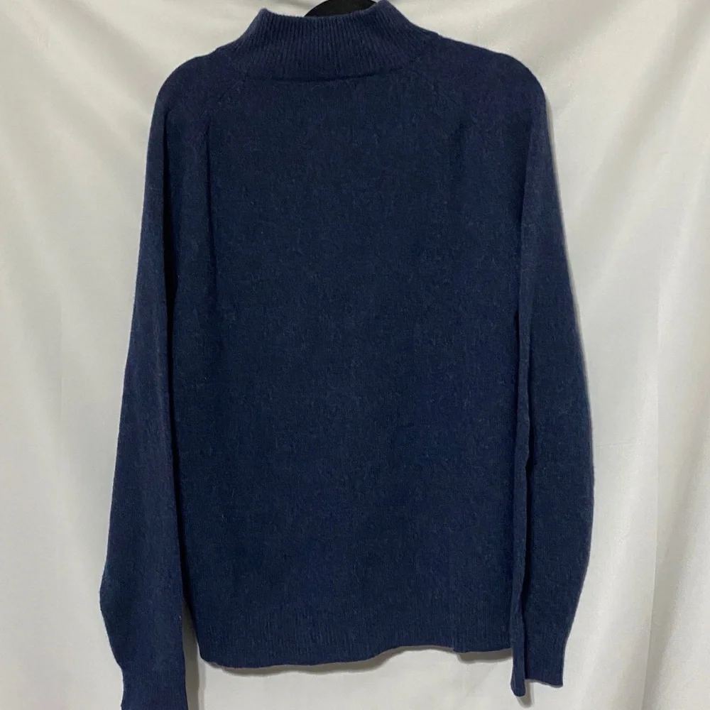 J. Crew‎ Factory Navy  Size XL 100% LAMBSWOOL 3/4 Button Sweater with Button
